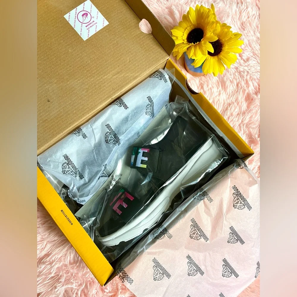 NIB SPORTY SANDALS MULTICOLOR - Picture 4 of 10